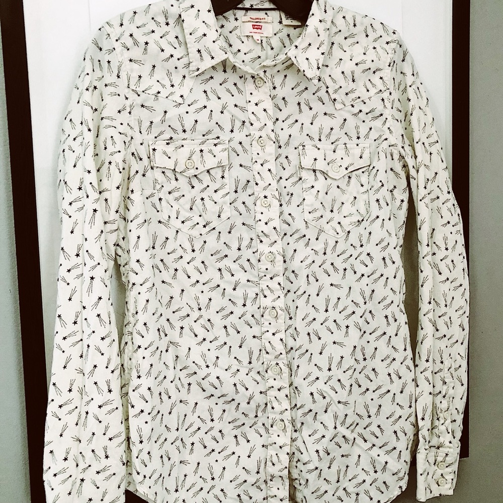 Levis long sleeve shirt